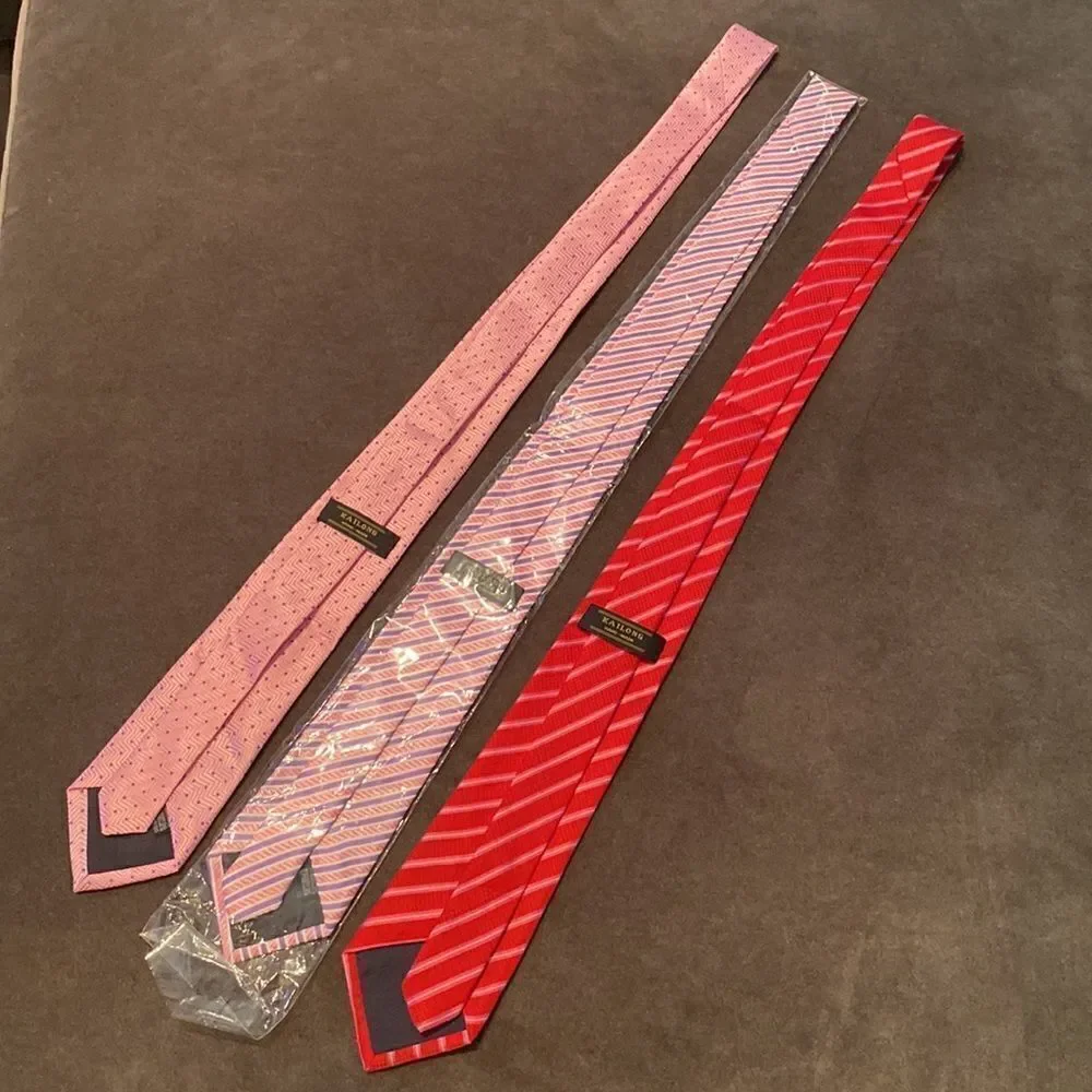 Men’s 3 Neck Ties in a Bundle NEW